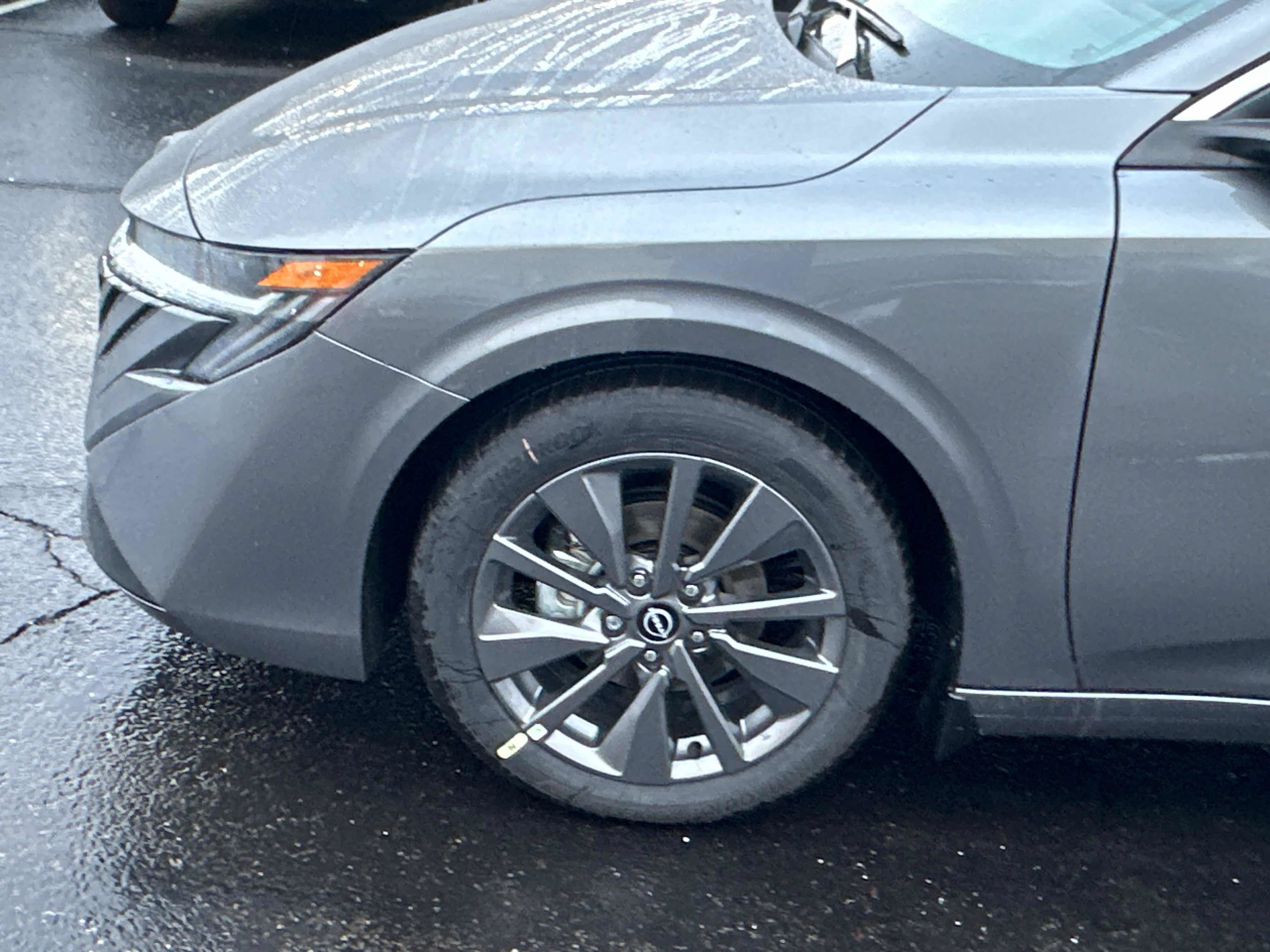 New 2026 Nissan Sentra SL w/ Floor Mat Package image 7