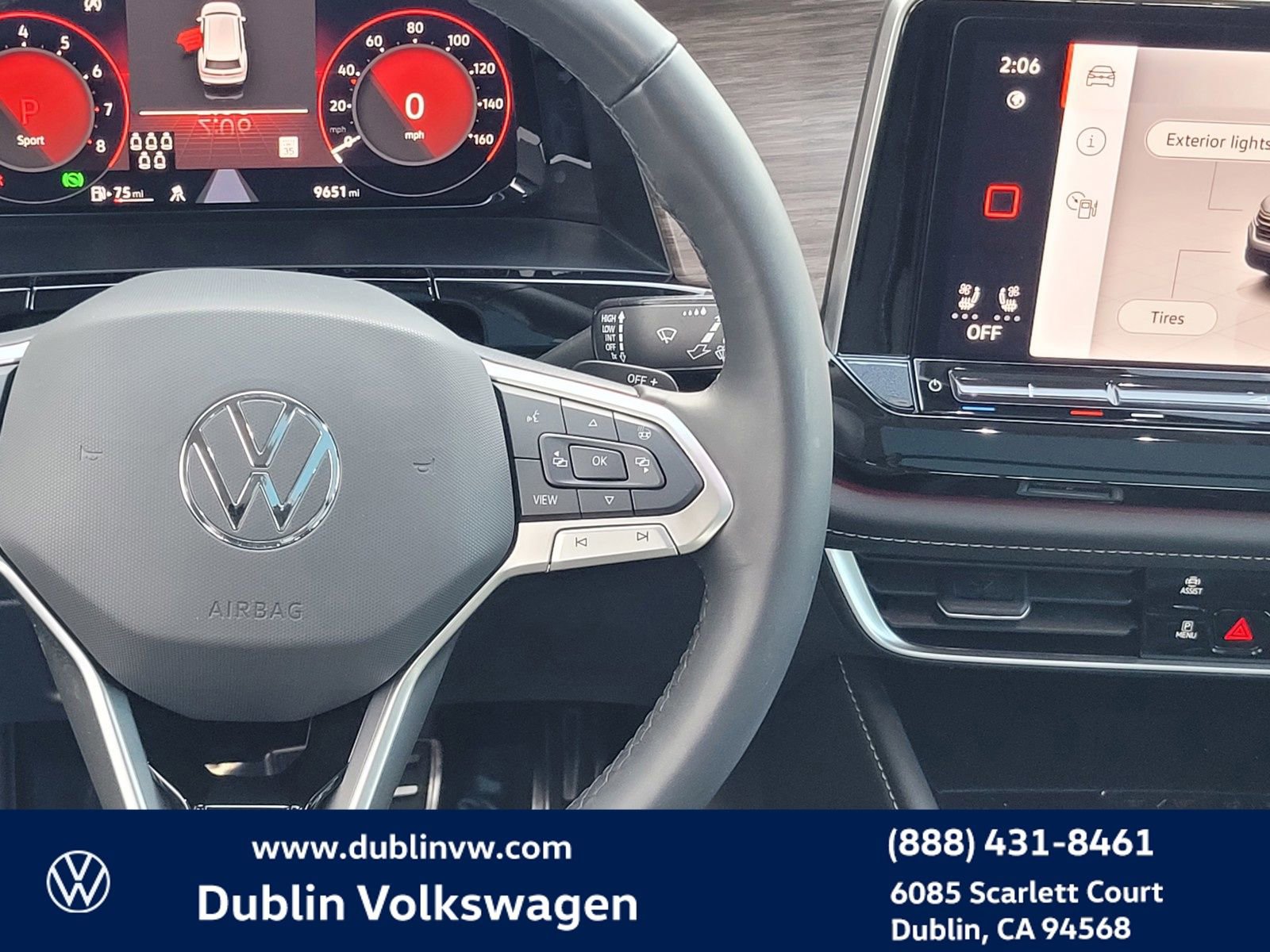 Certified 2025 Volkswagen Atlas SEL Premium R-Line image 15