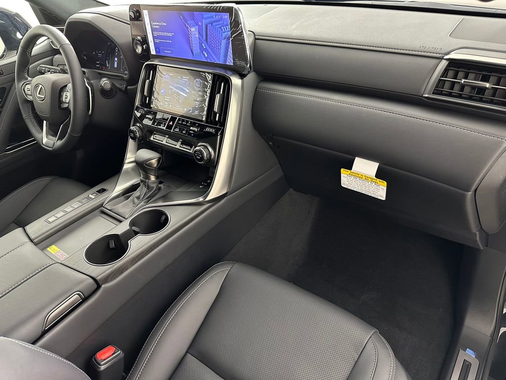 New 2026 Lexus LX 600 4WD w/ Interior Upgrade Package image 20