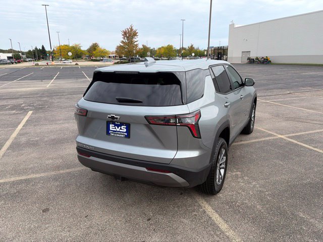 Used 2026 Chevrolet Equinox LT w/ LPO, Floor Liner Package AWD/4WD image 6