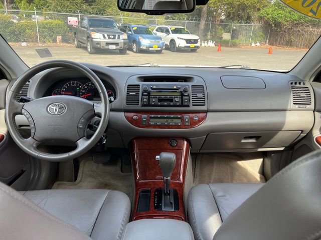 Used 2006 Toyota Camry LE FWD image 11