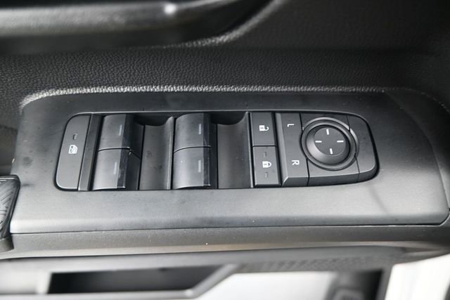 Used 2025 Toyota Tacoma SR5 RWD image 9