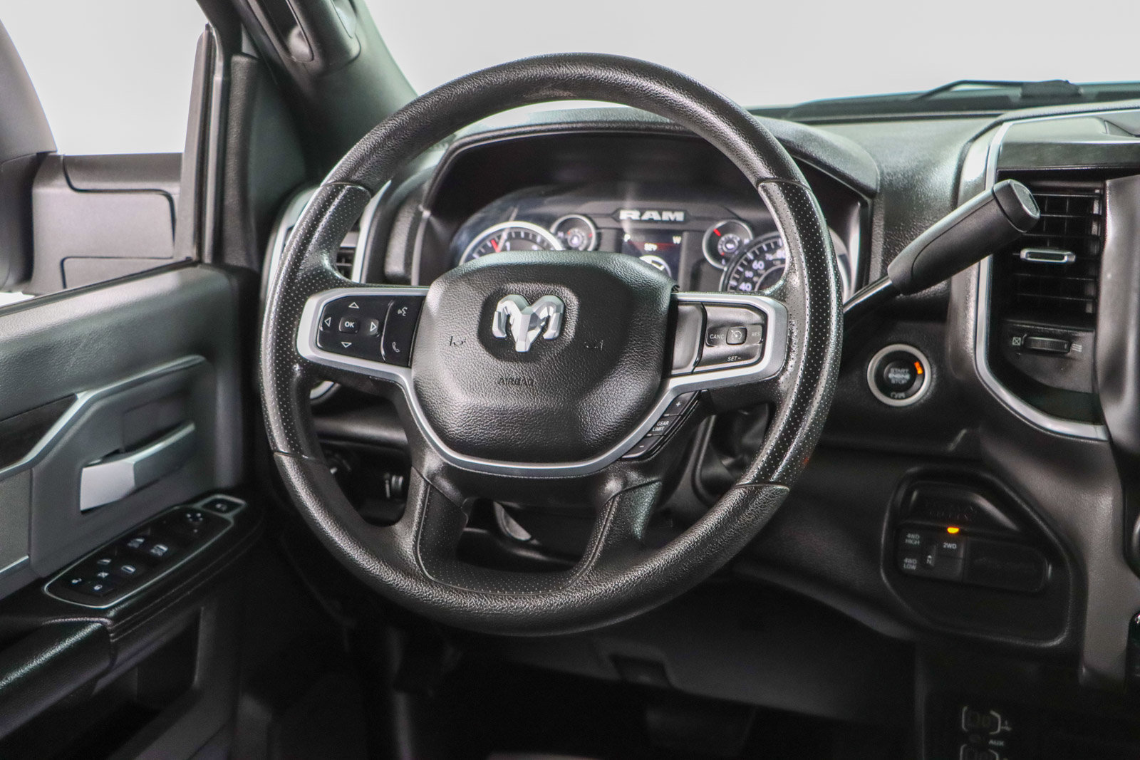 Used 2023 RAM 2500 Big Horn w/ Cold Weather Group image 13