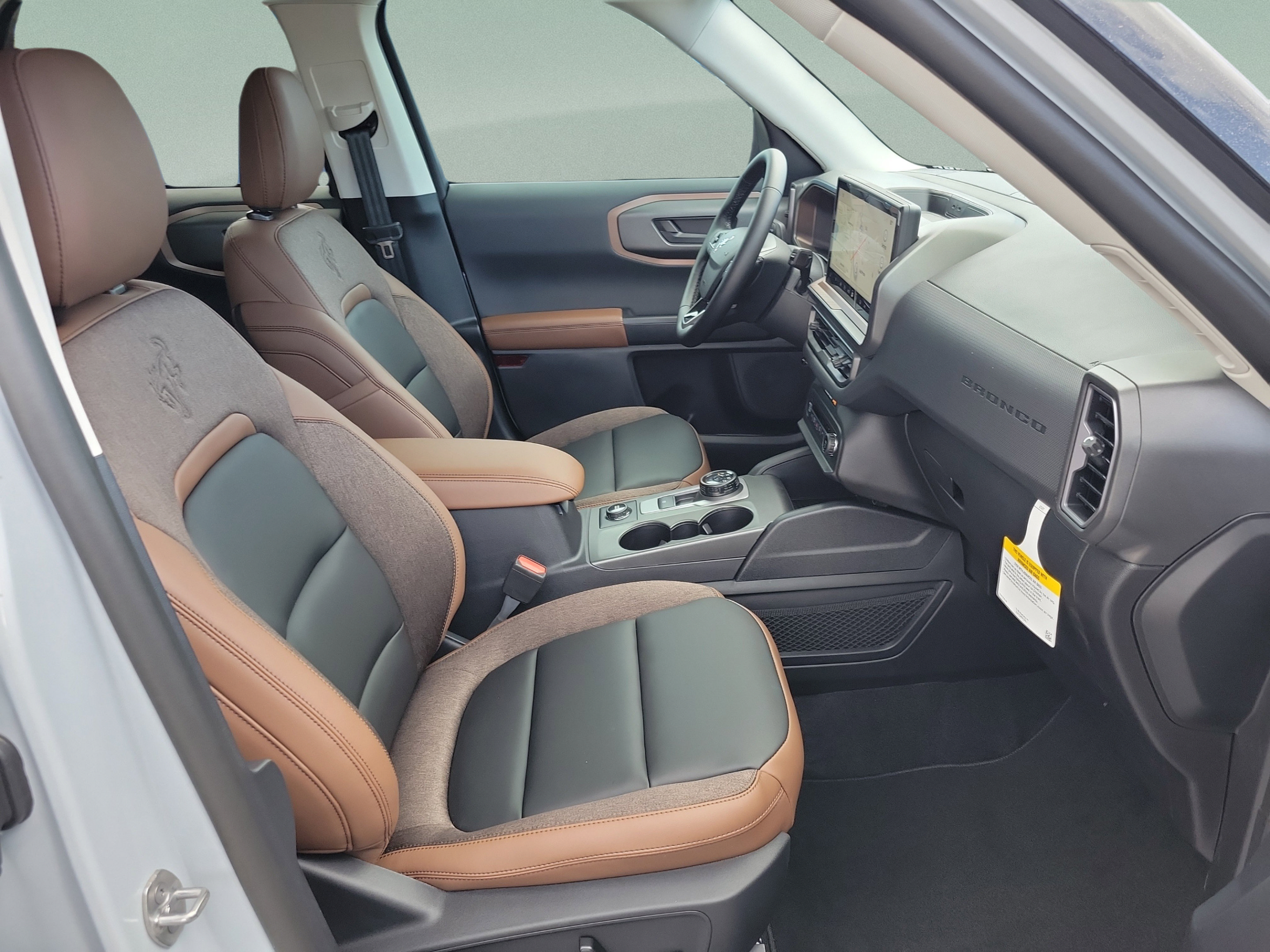 New 2026 Ford Bronco Sport Outer Banks w/ Outer Banks Tech Package+ AWD/4WD image 32