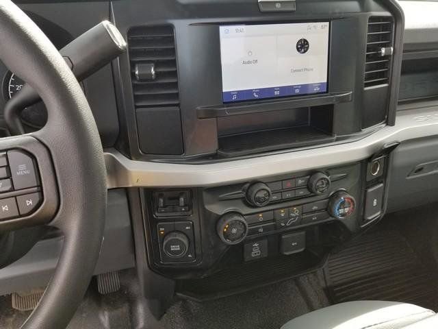 New 2025 Ford F550 4x4 Regular Cab Super Duty image 22