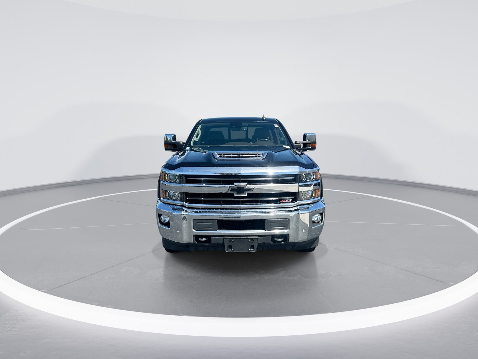 Used 2018 Chevrolet Silverado 2500 LTZ w/ Duramax Plus Package AWD/4WD image 3