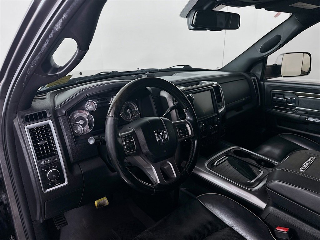 Used 2017 RAM 3500 Laramie Longhorn image 31