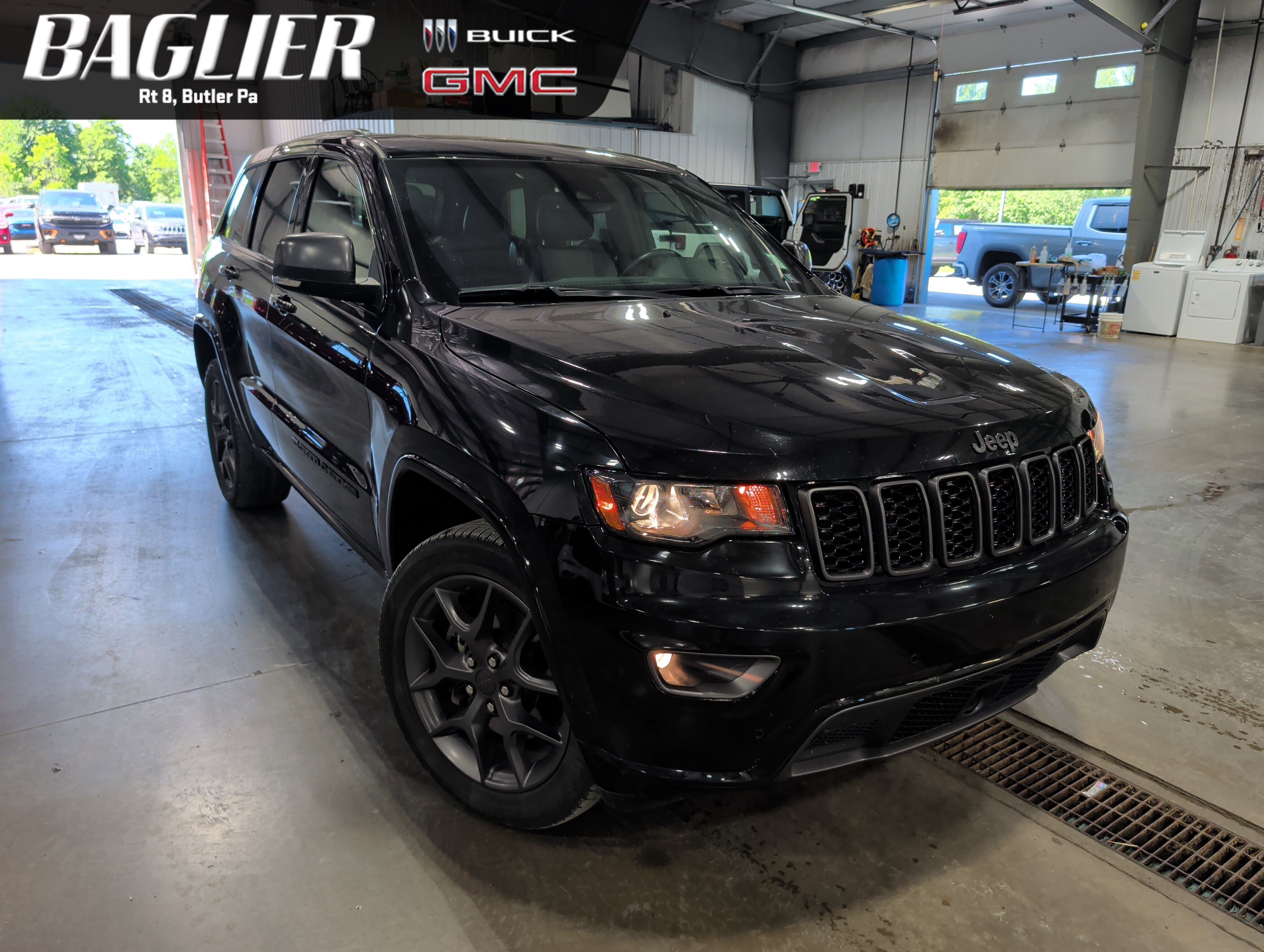 Used 2021 Jeep Grand Cherokee Limited w/ Quick Order Package 28K 80th AWD/4WD image 1
