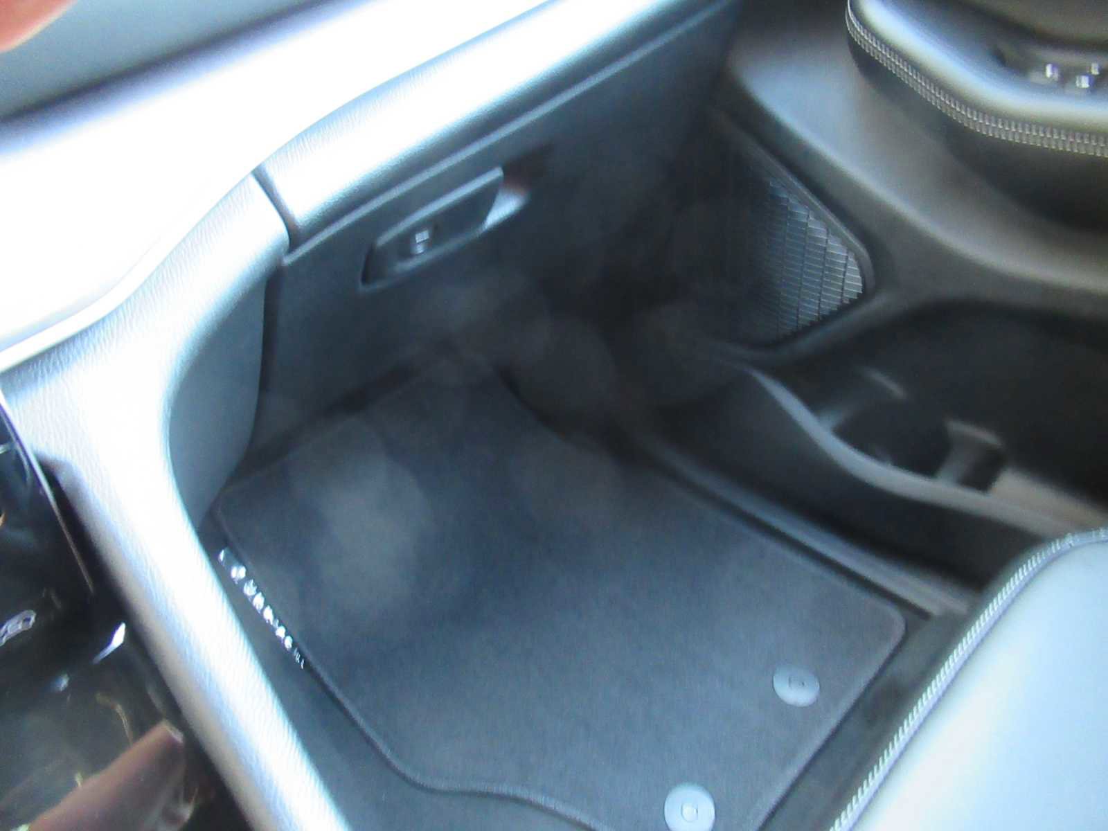 New 2025 Jeep Grand Cherokee Limited w/ Trailer Tow Package image 39