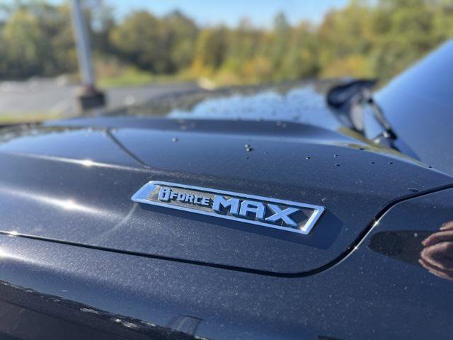 Certified 2025 Toyota Tundra Limited image 9