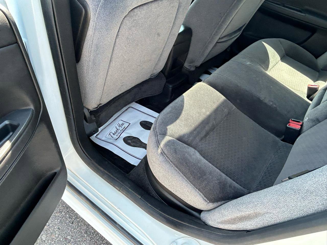 Used 2013 Chevrolet Impala LT w/ LT Sunroof Package FWD image 9