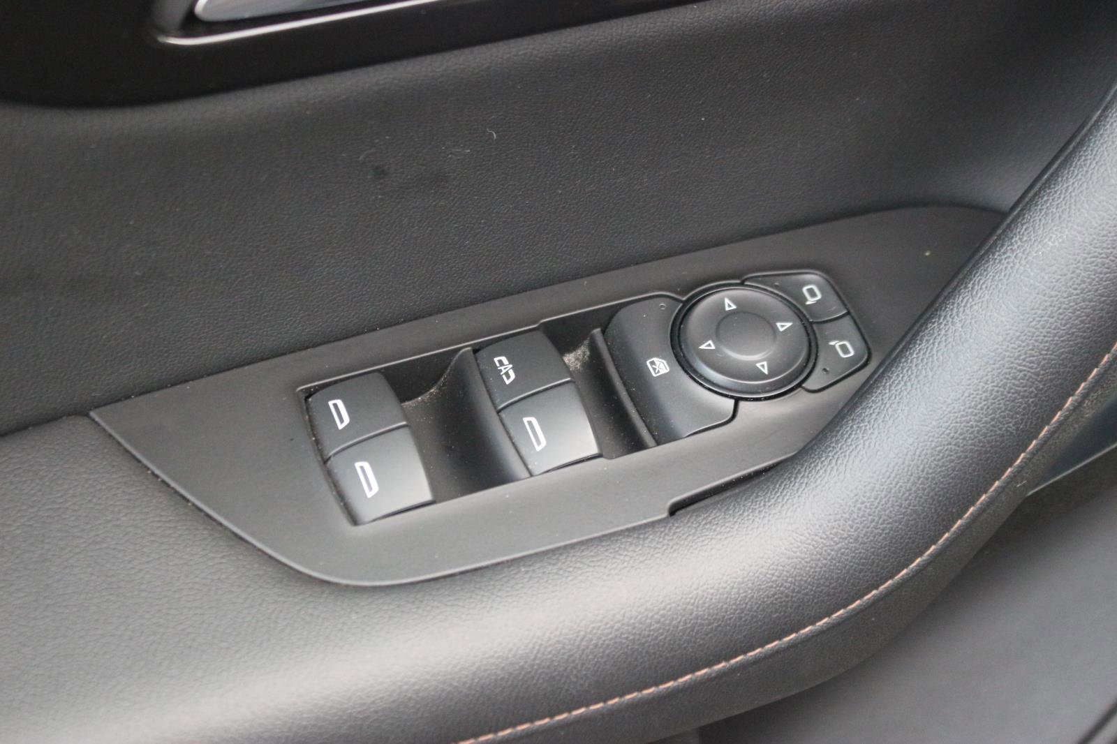 Used 2019 Chevrolet Blazer Premier image 15