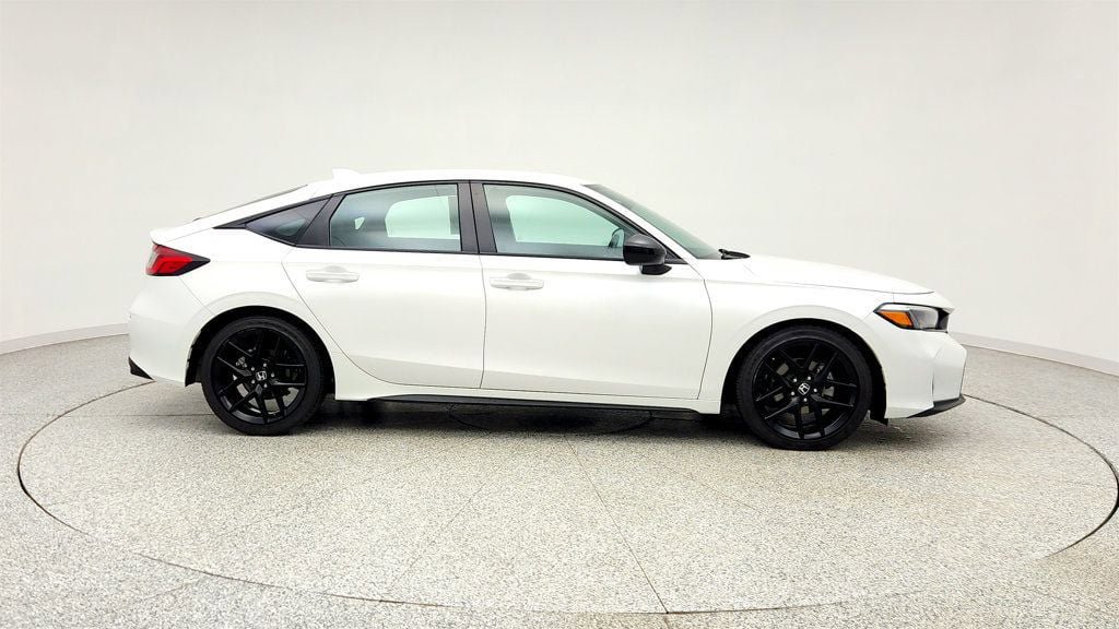 Used 2025 Honda Civic Sport image 4