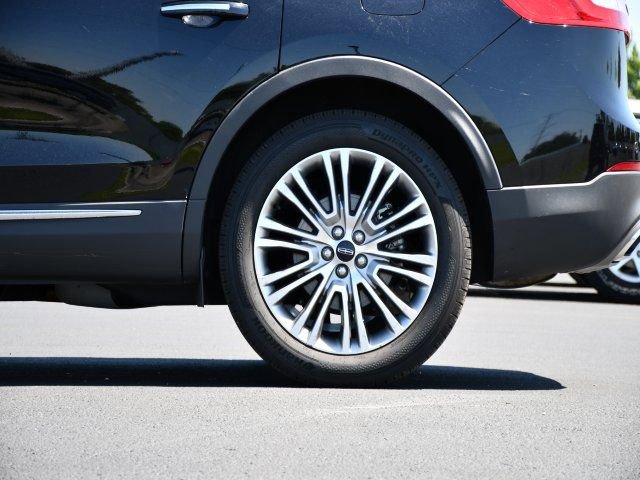 Used 2018 Lincoln MKX Reserve w/ Lincoln MKX Climate Package FWD image 11