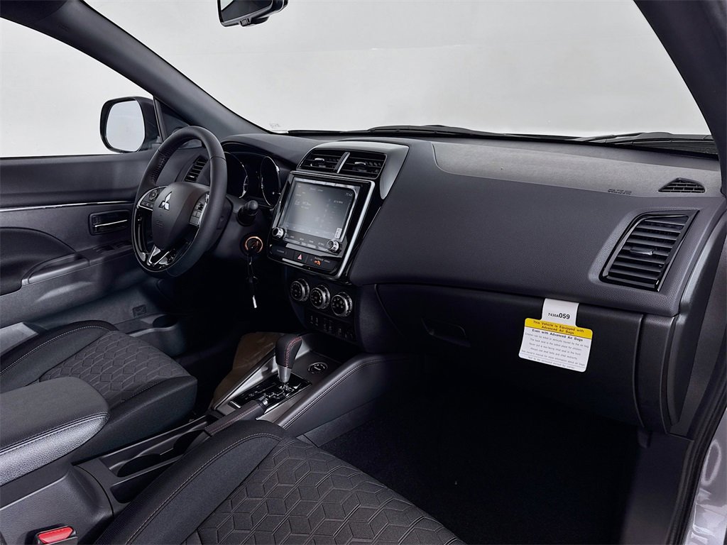 New 2025 Mitsubishi Outlander Sport AWD image 27