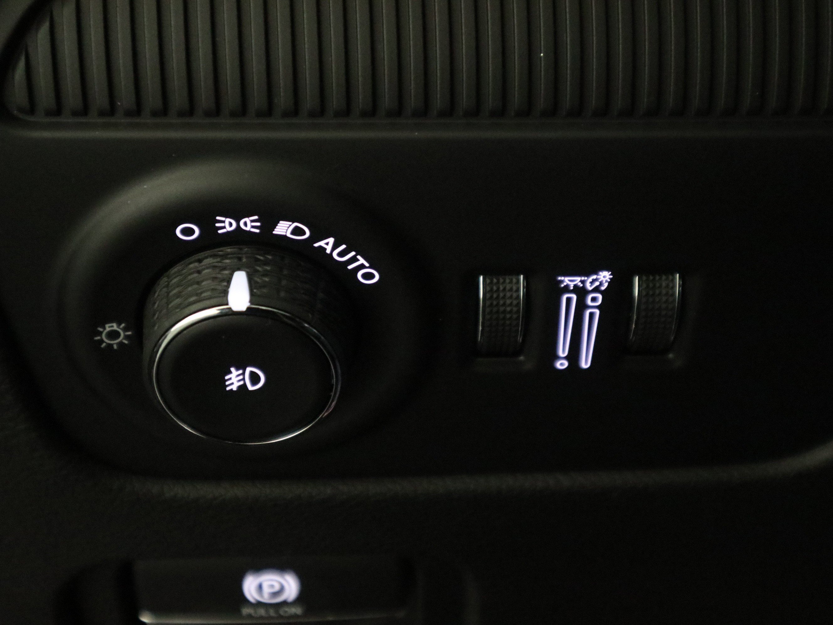 New 2025 Jeep Wagoneer Series III image 35