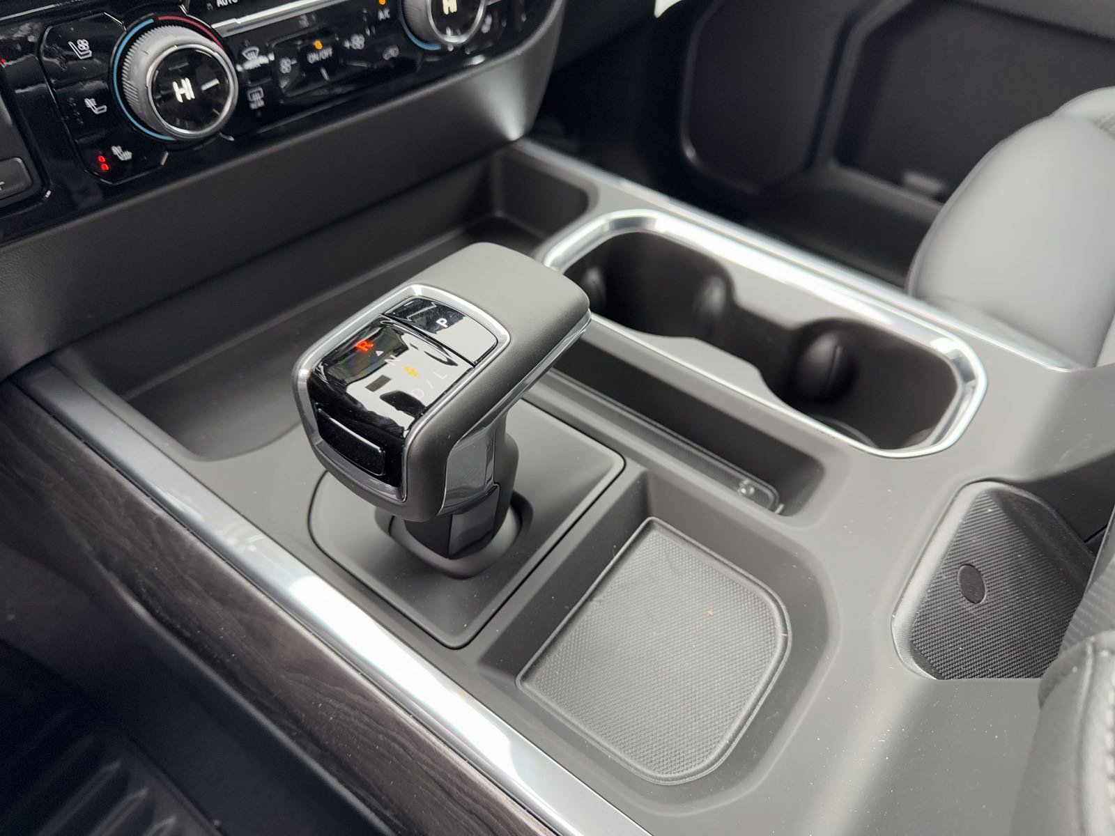 New 2025 Chevrolet Silverado 1500 LTZ w/ Technology Package image 23