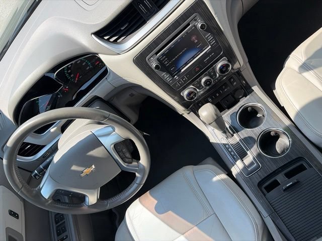 Used 2015 Chevrolet Traverse LT AWD/4WD image 34
