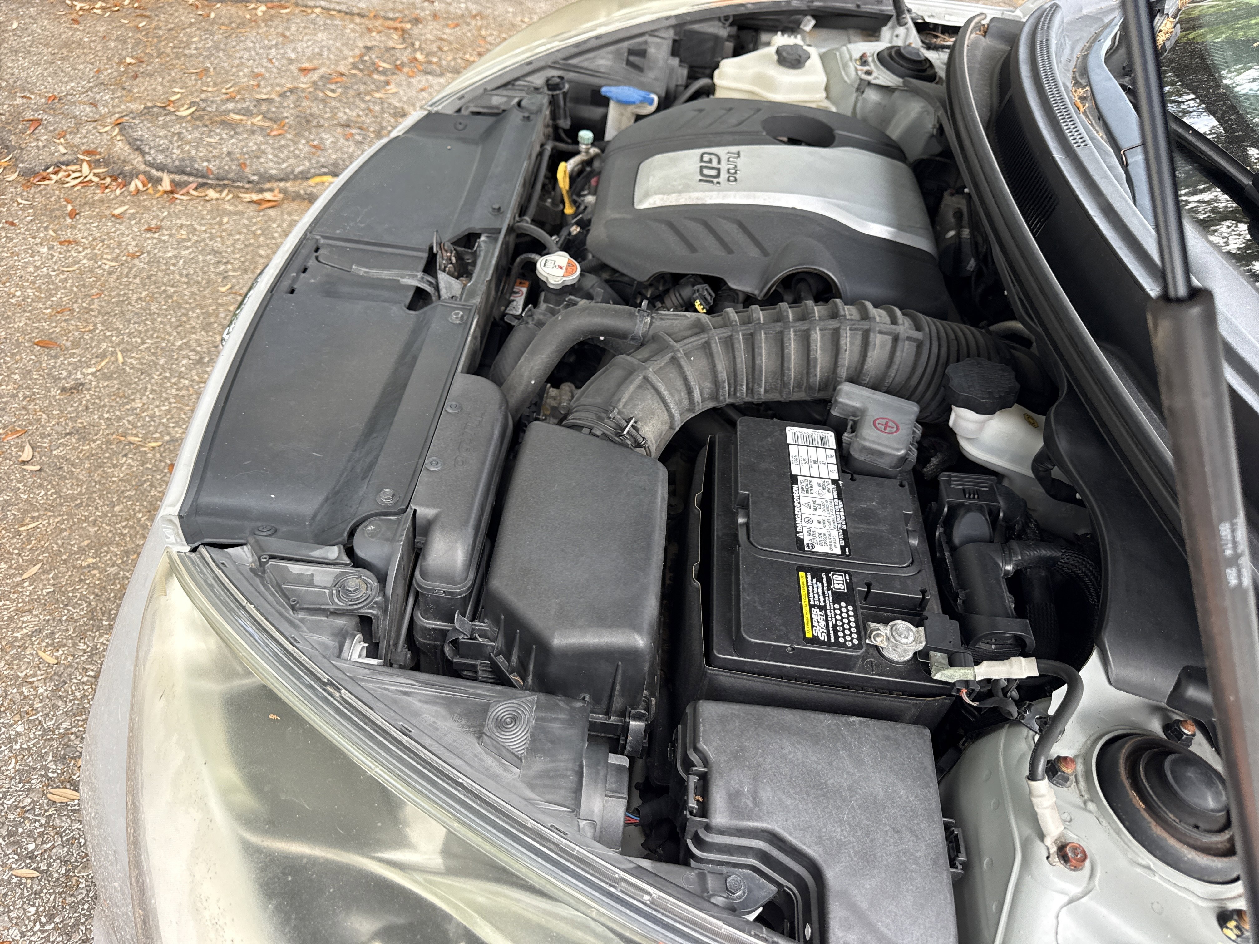 Used 2014 Hyundai Veloster Turbo R-Spec FWD image 30