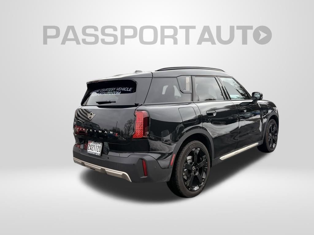 Used 2025 MINI Cooper Countryman S w/ Comfort Package Max image 7