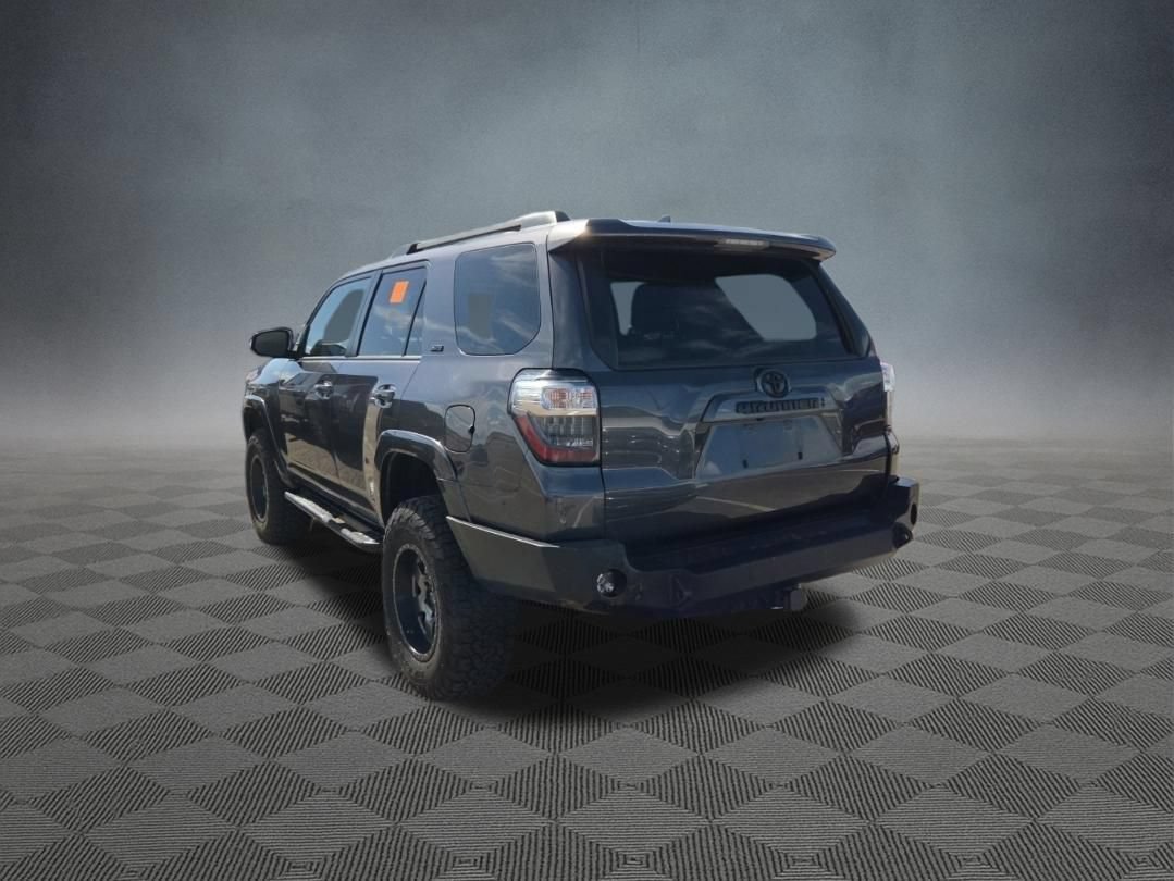 Used 2020 Toyota 4Runner SR5 Premium w/ Moonroof Package AWD/4WD image 3