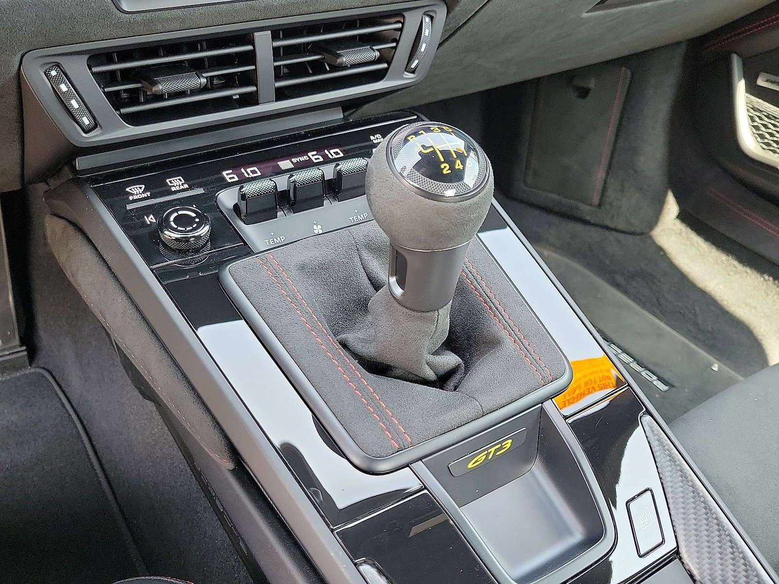 Certified 2025 Porsche 911 GT3 image 22