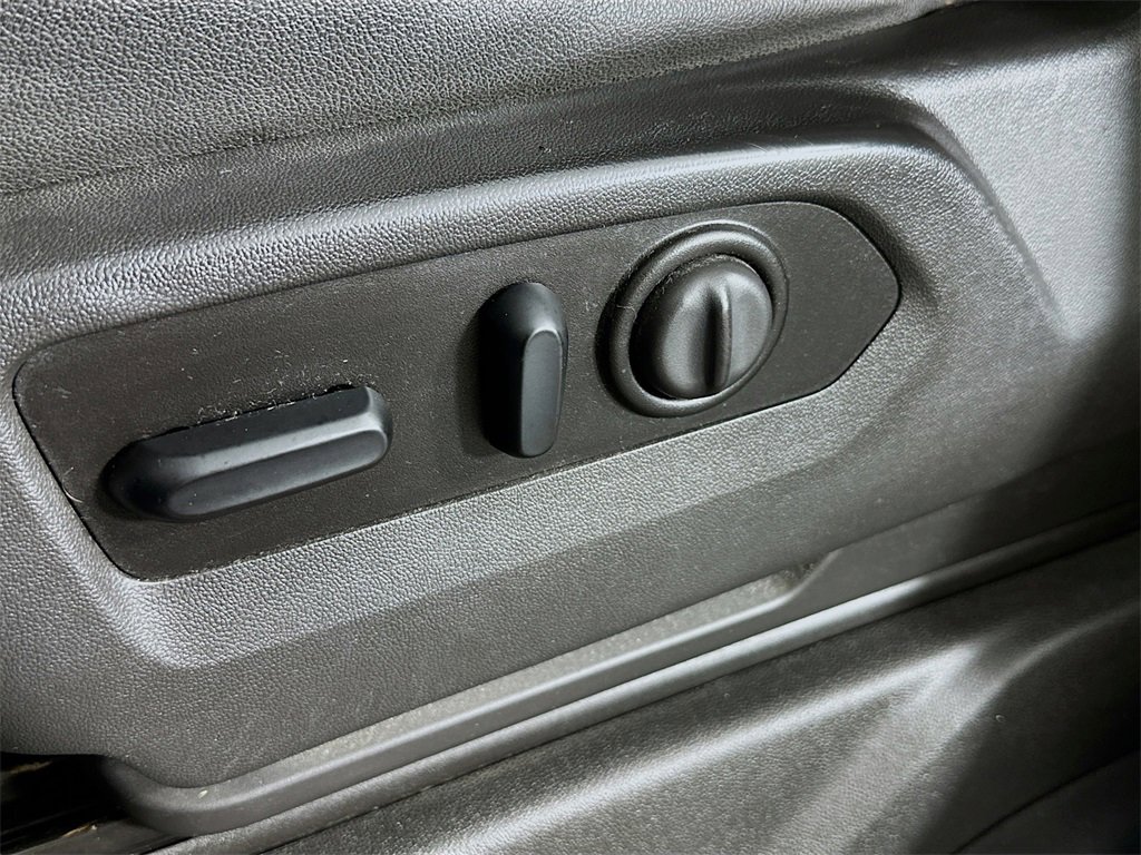 Used 2021 GMC Sierra 1500 AT4 image 18