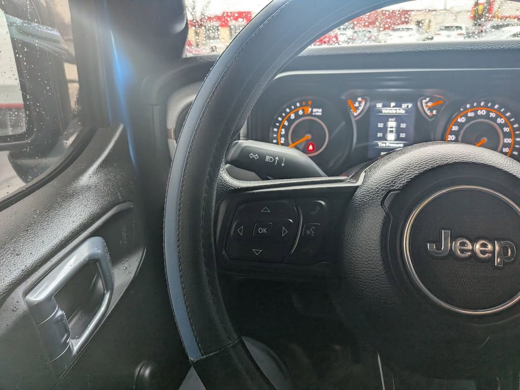 Used 2024 Jeep Gladiator Sport image 16