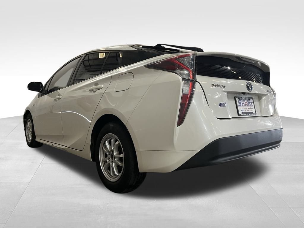 Used 2016 Toyota Prius Two image 11