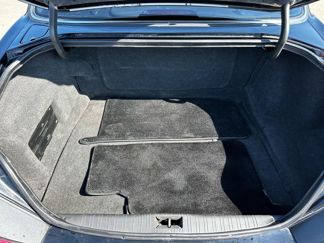 Used 2003 Jaguar XJ8 RWD image 52