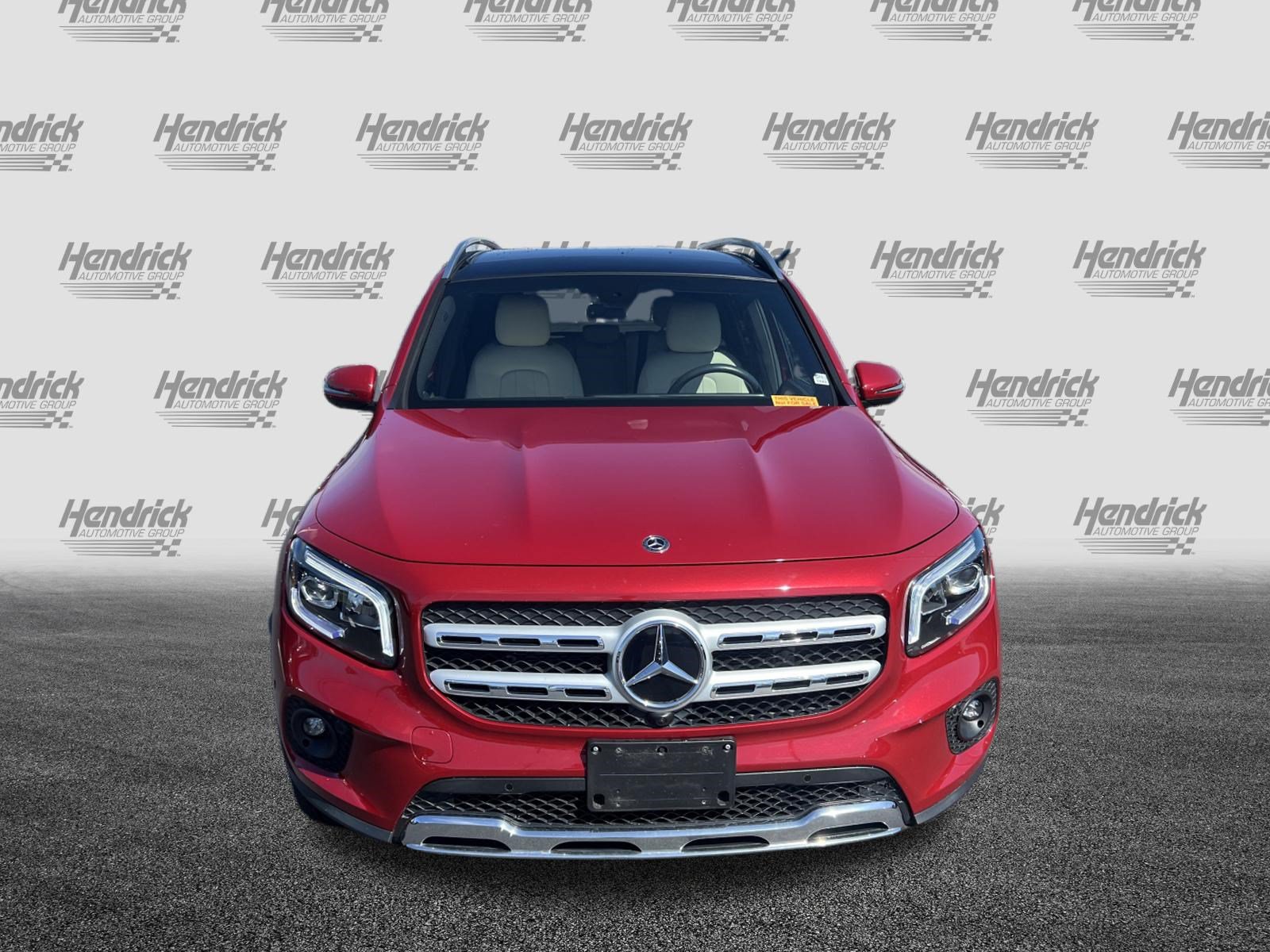 Used 2020 Mercedes-Benz GLB 250 4MATIC image 3