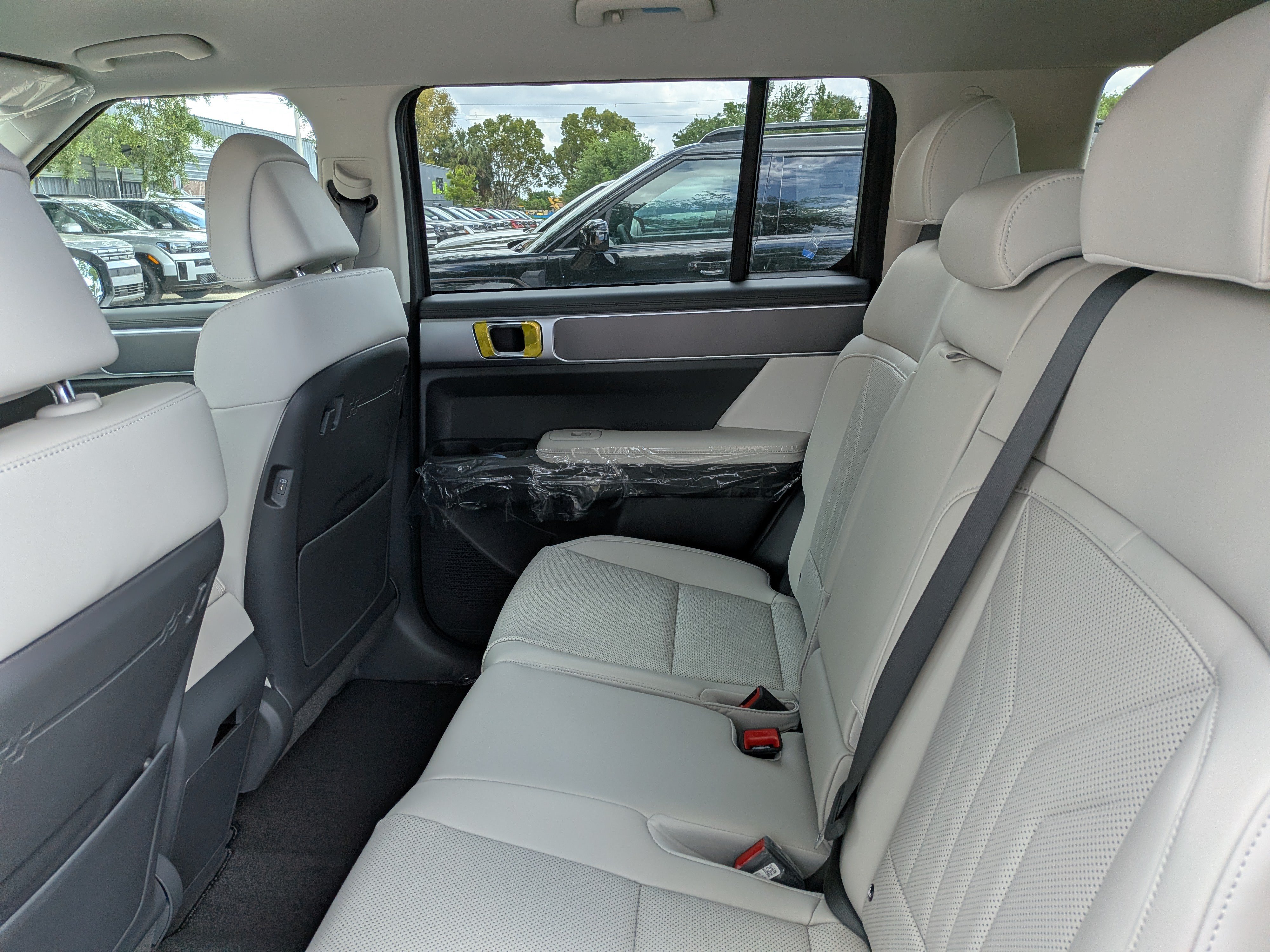 New 2026 Hyundai Santa Fe SE FWD image 13