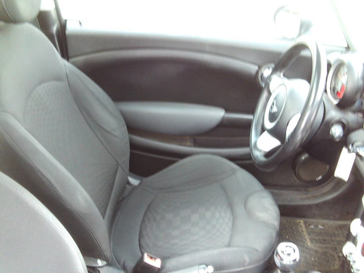 Used 2010 MINI Cooper Hardtop image 13