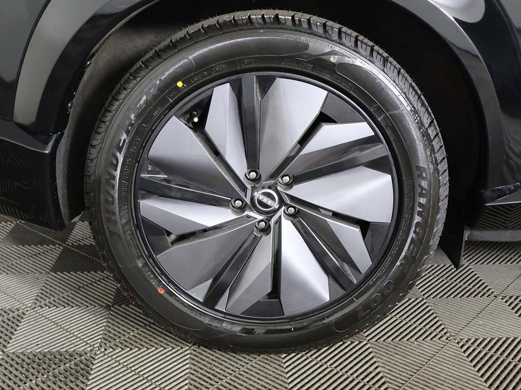 Used 2023 Nissan Ariya AWD image 22