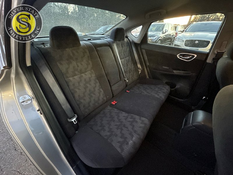 Used 2013 Nissan Sentra SV image 19