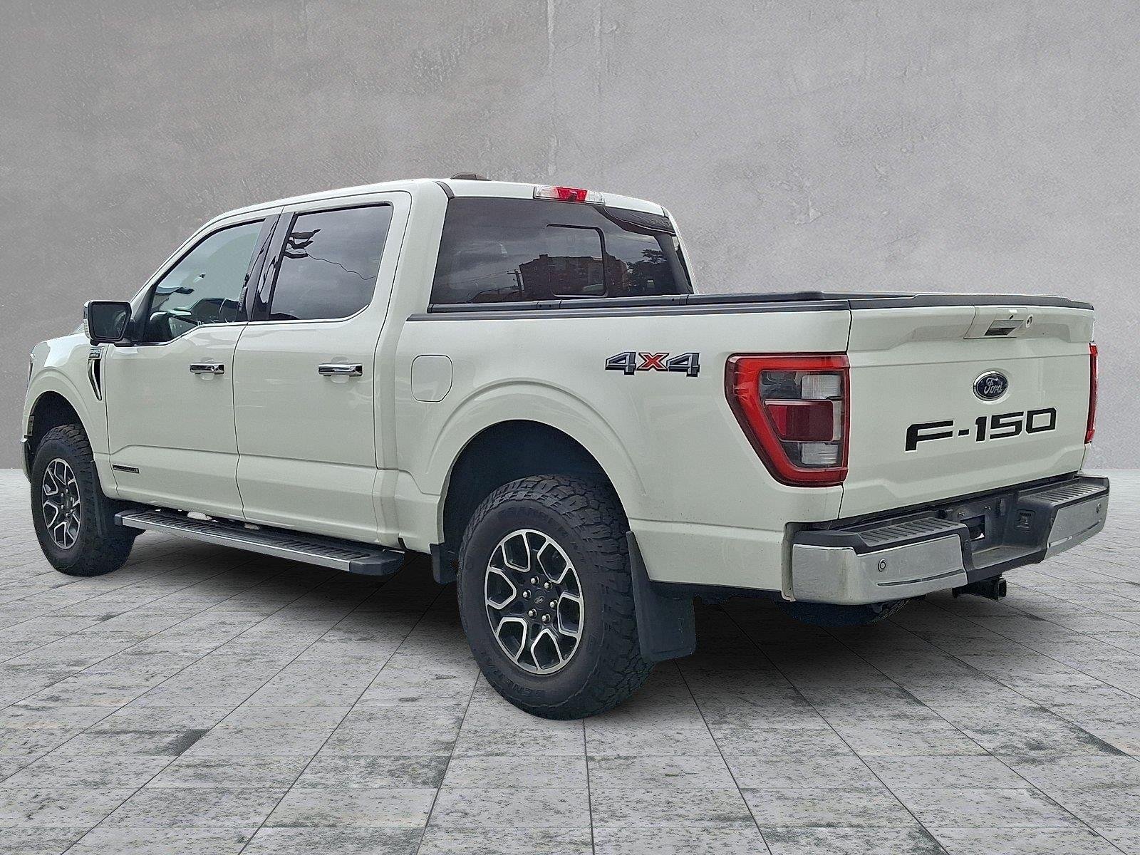 Used 2021 Ford F150 Lariat w/ Equipment Group 502A High AWD/4WD image 4