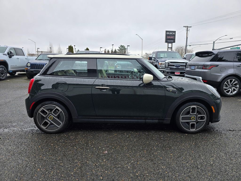 Used 2024 MINI Cooper SE w/ MINI Resolute Edition image 2
