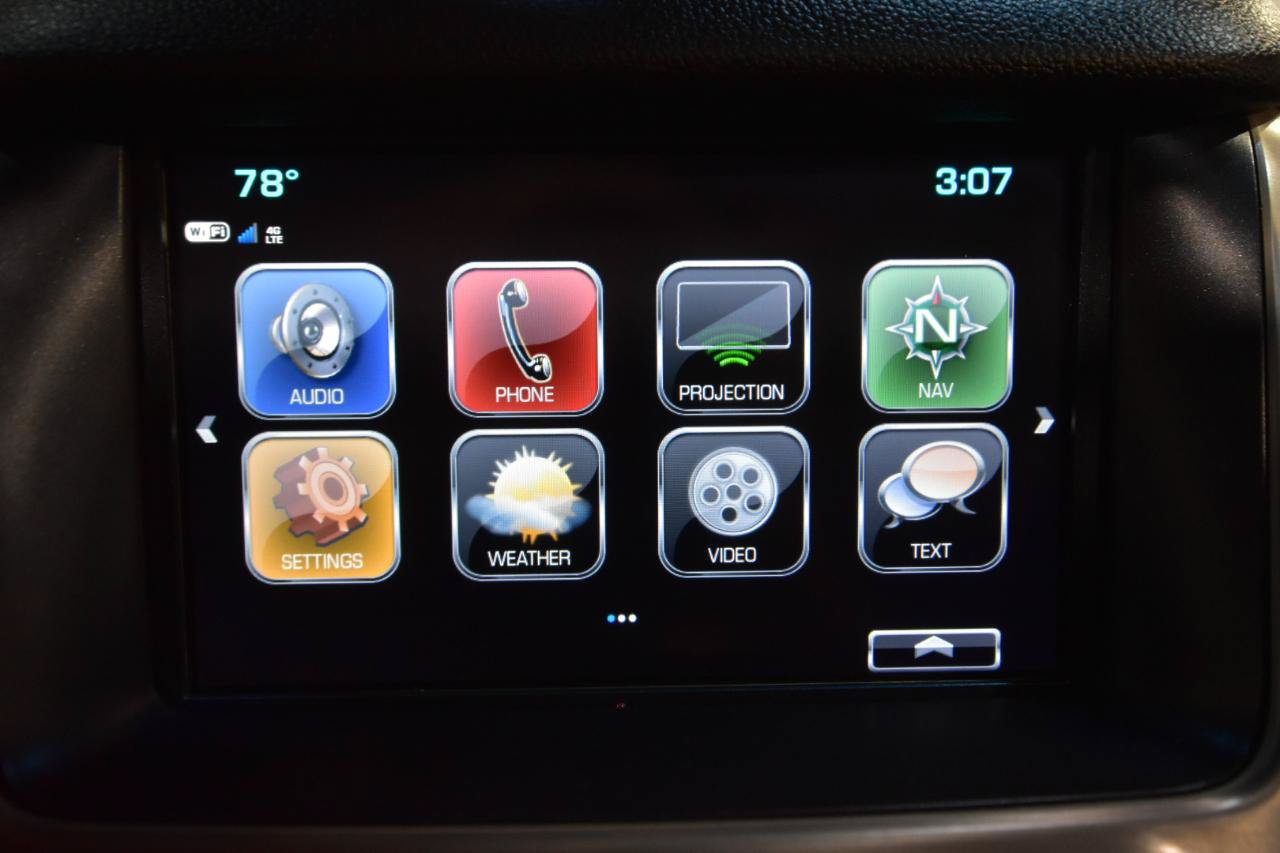 Used 2020 GMC Yukon XL Denali w/ Open Road Package AWD/4WD image 30