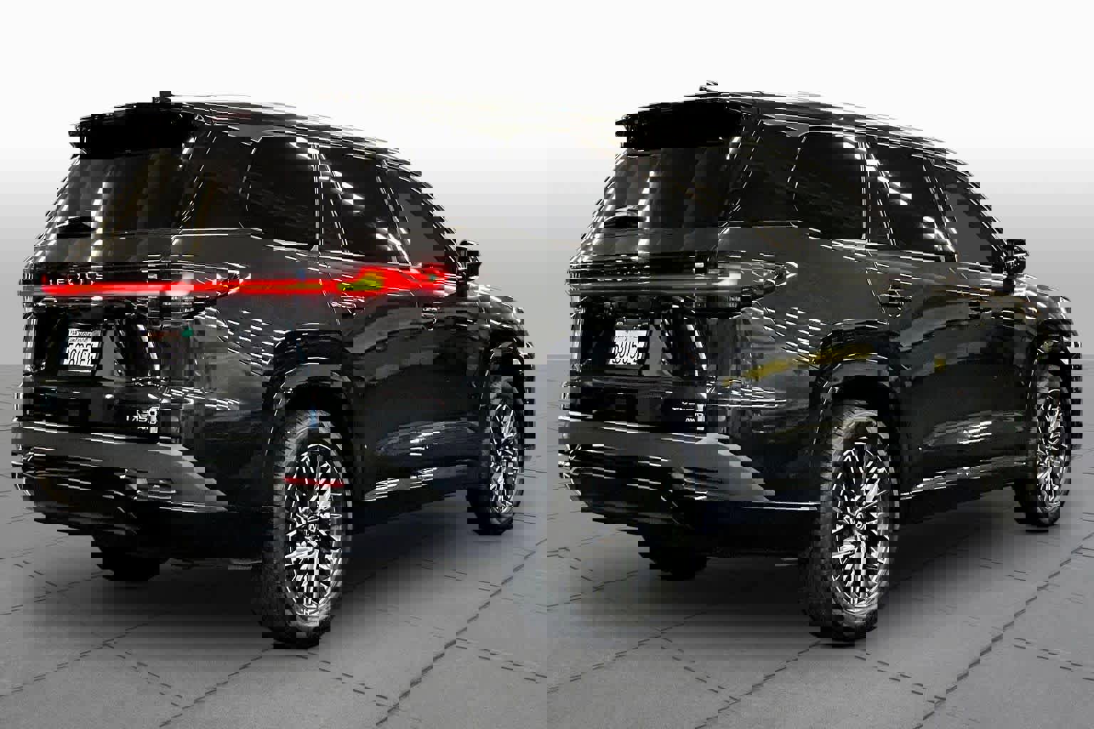 Used 2025 Lexus TX 350 AWD w/ Technology Package image 12