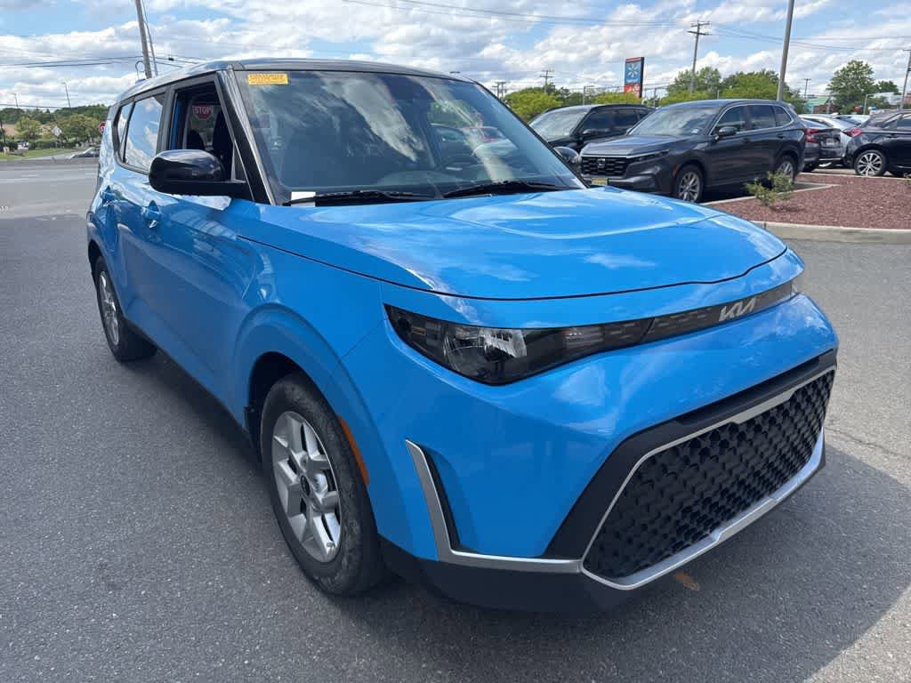 Used 2024 Kia Soul S FWD image 5