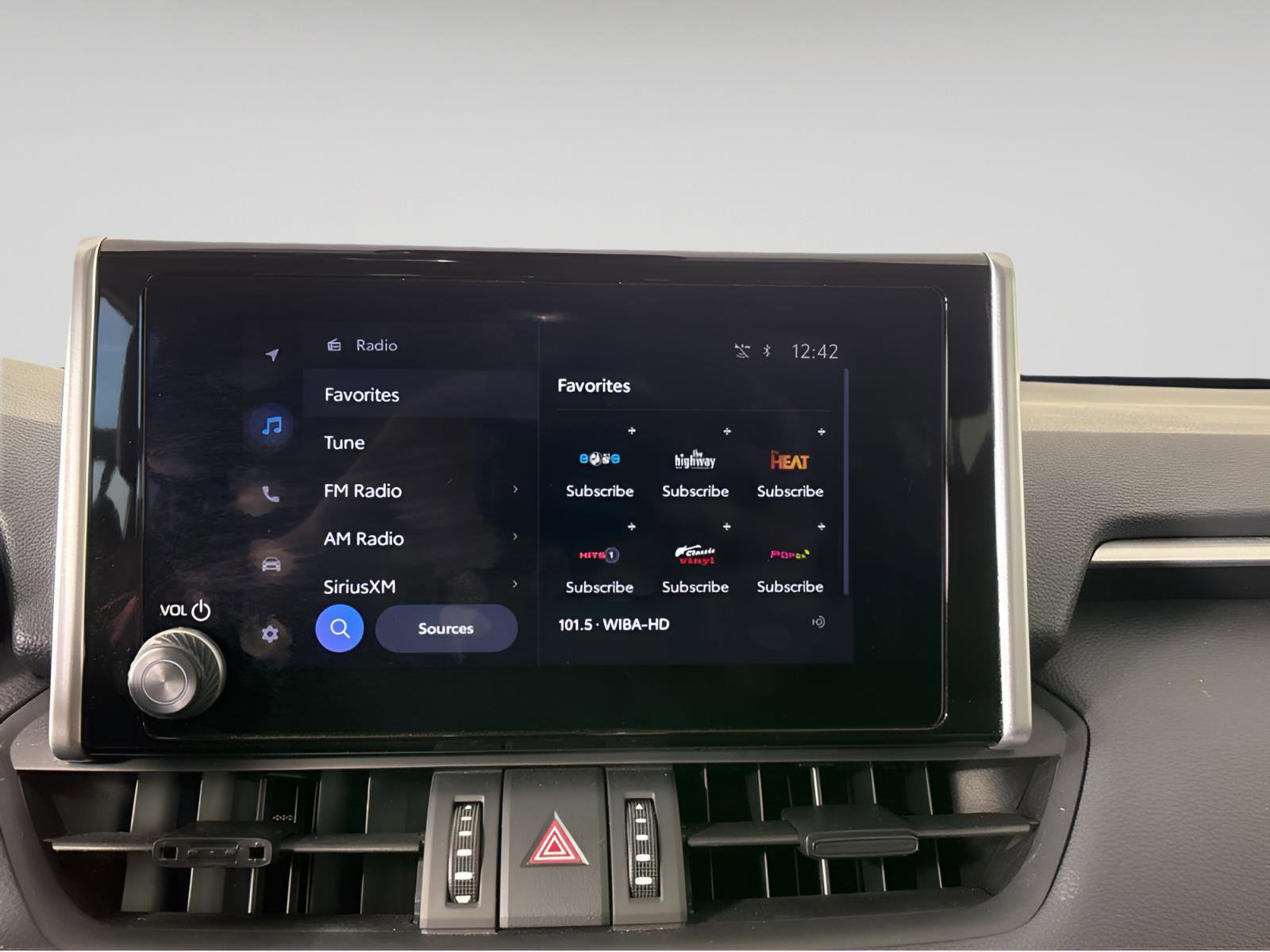 Used 2024 Toyota RAV4 Adventure image 6