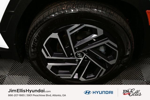 Certified 2025 Hyundai Tucson Limited image 40