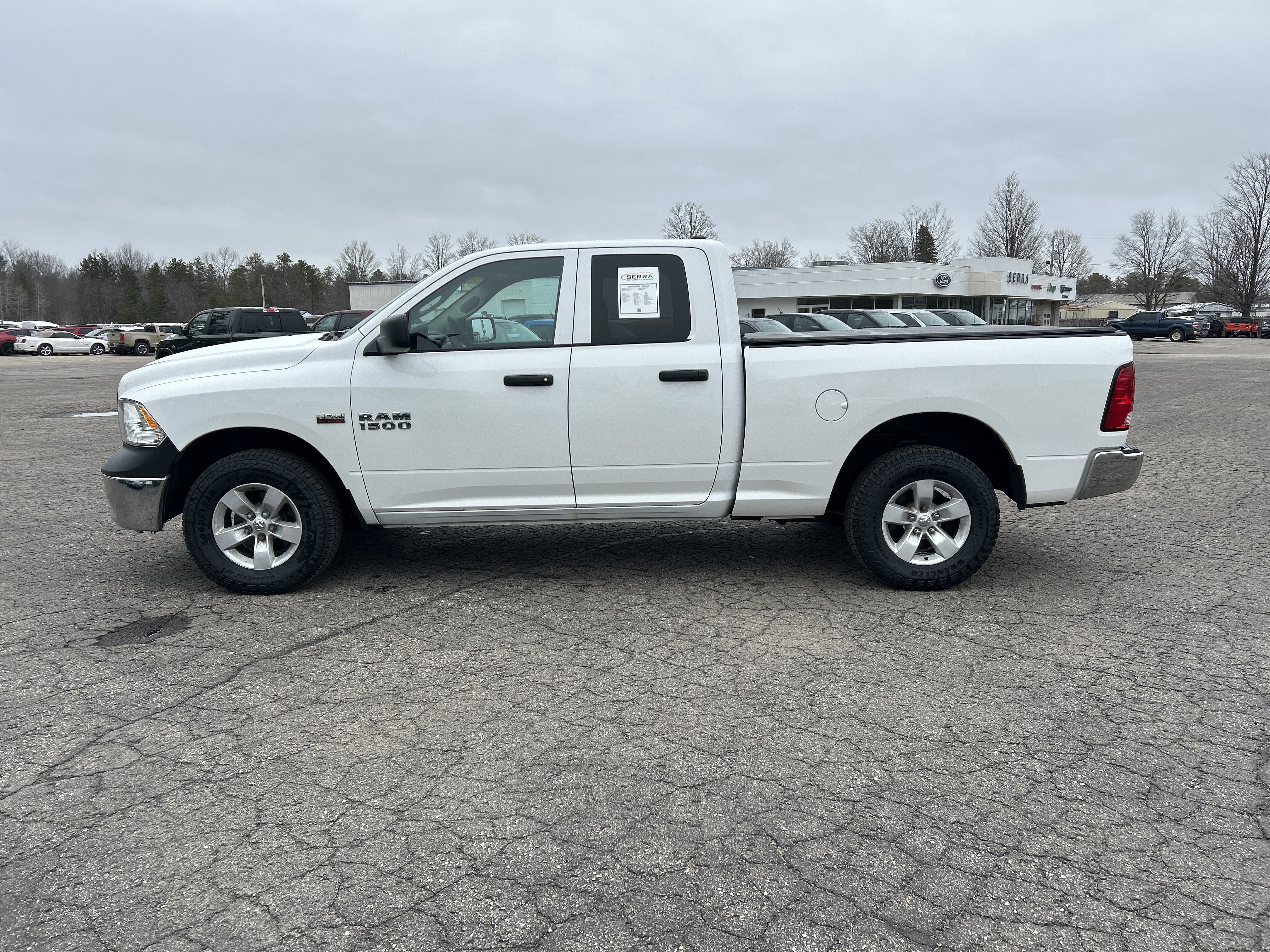Used 2018 RAM 1500 ST w/ SXT Appearance Group AWD/4WD image 6