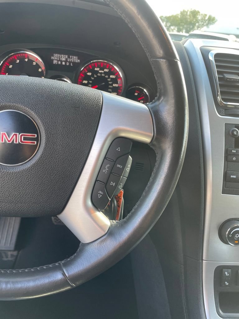 Used 2011 GMC Acadia SLE FWD image 13
