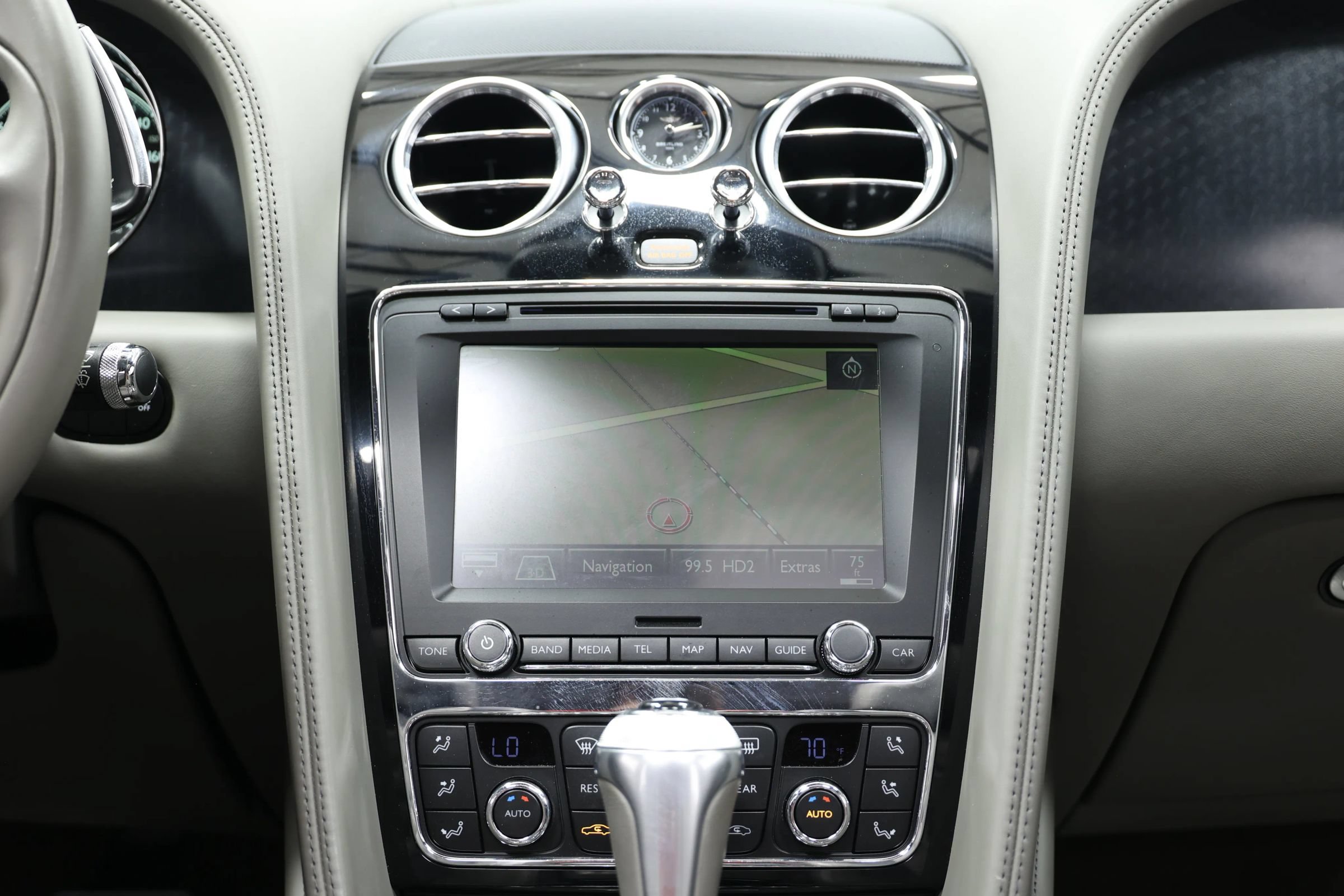 Used 2018 Bentley Flying Spur S W12 AWD/4WD image 34