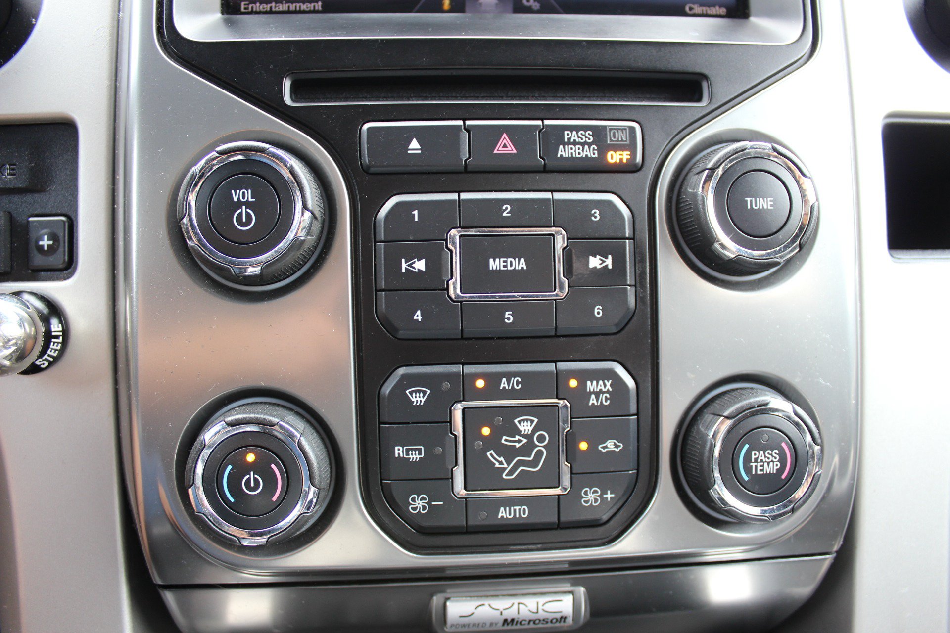 Used 2013 Ford F150 FX4 w/ Luxury Equipment Group AWD/4WD image 31