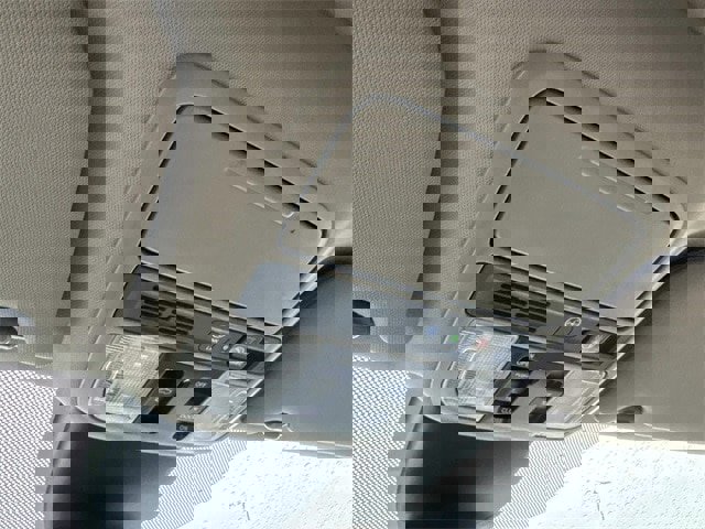 Used 2023 Honda Odyssey Elite image 34