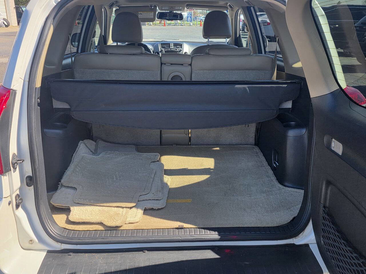 Used 2010 Toyota RAV4 Limited image 22