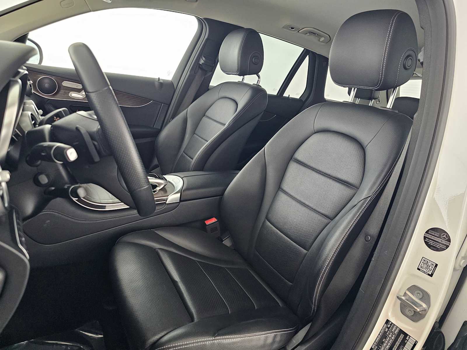 Used 2019 Mercedes-Benz GLC 300 image 21