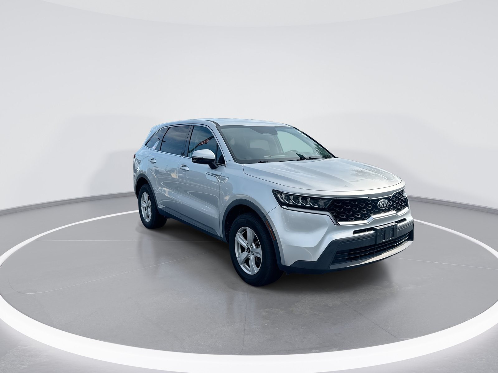 Used 2021 Kia Sorento LX AWD/4WD image 2